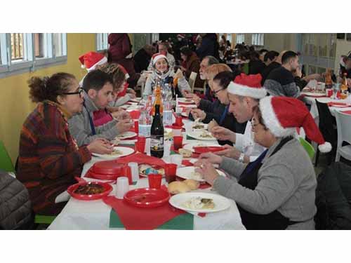 Kalėdiniai labdaros pietūs grįžta į 29 Italijos kalėjimus